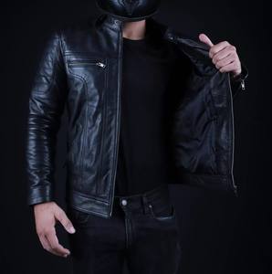 Chaqueta de Cuero Genuino de Piel de Oveja con Acabado de Lujo, Diseñada para Uso Diario en la Calle, Corte Moderno, Logotipo Frontal - Product Image 5