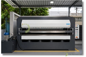 Presse hydraulique automatique de bonne qualité pour tôles, à deux presses, pour le formage industriel des métaux et le traitement des tôles - Product Image 3