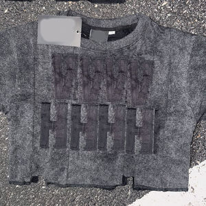 เสื้อยืดดิสเทรสสั่งทำราคาขายส่งพร้อมโลโก้แบบวินเทจ สีพื้น พร้อมลายปักแบบดิสเทรส - Product Image 3