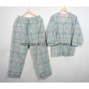 Conjunto de Pijama Unisex de Manga Larga con Cuello en V, 100% Algodón Suave, Estampado Digital, para Otoño, Primavera y Todas las Temporadas - Product Image 5
