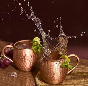 Taza Moderna de Cobre para Moscow Mule con Asa - Vajilla Ecológica para Oficina, Regalo de Boda, Taza de Bar, Creación Antigua AC067-72 - Product Image 1