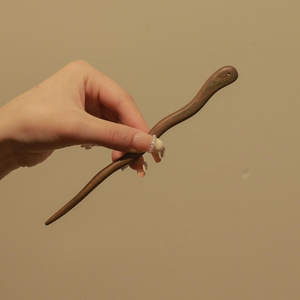 กิ๊บติดผมไม้แกะสลักคุณภาพดีที่สุดสำหรับผู้หญิงและเด็กผู้หญิง - Product Image 4