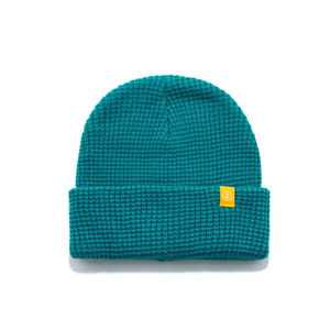 Gorros de Invierno Personalizados con Logotipo, 100% Algodón Tejido con Parche de Etiqueta Tejida, Personalización Completa para Adultos Unisex - Product Image 1