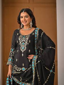 Ensemble Sharara brodé de sequins pour femme, en soie satinée, avec haut Kurta trois quarts, Dupatta et pantalon Palazzo, tenue de mariage et de fête - Product Image 4