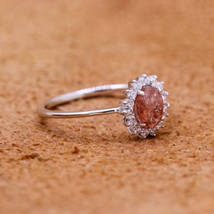 Anillo de Plata de Ley 925 con Turmalina Ovalada Natural y Halo de Circonitas, Joyería Memoria, Venta al Por Mayor - Product Image 5