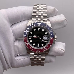 Montre automatique de luxe en acier inoxydable GMT, cadran noir, lunette 24 heures rouge et bleue, bracelet Jubilee avec mouvement ETA - Product Image 1