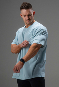 T-shirt de sport ample et décontracté pour homme, manches courtes, en coton, idéal pour la course, la musculation et l'entraînement estival - Product Image 1
