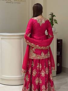 Salwar Kameez Bordado para Mujer, Estilo Pakistaní Tradicional de Seda, Vestido Anarkali Hasta la Rodilla para Bodas y Fiestas, Talla XL - Product Image 4