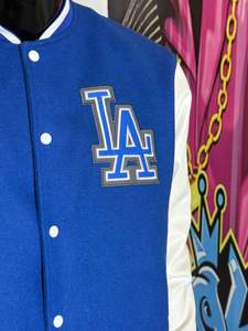 Chaqueta Varsity de Chenilla Bordada Personalizada de Alta Calidad ODM OEM, Cuerpo de Lana, Mangas de Cuero PU, Chaqueta Letterman de Béisbol para Hombre - Product Image 4