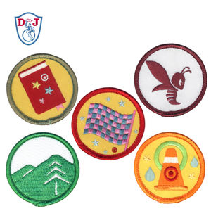 Écussons brodés personnalisés, thème Nature, Vie, Camping, Écussons de mérite pour écoles et clubs - Product Image 2