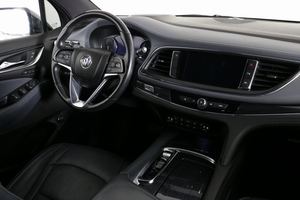 Enclava Premium FWD 2022 d'occasion propre - Product Image 4