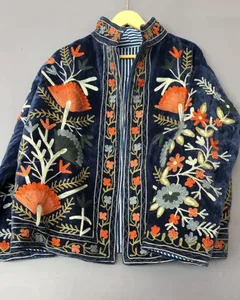 Veste en velours bleu marine artisanale de qualité supérieure pour femmes, élégante, bohème chic, ethnique, à col ouvert, manches longues, manteau d'hiver - Product Image 1