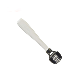 Coupe-callosités à manche en plastique blanc, tête en acier inoxydable allemand, outils d'élimination des callosités des pieds, qualité A+ - Product Image 1