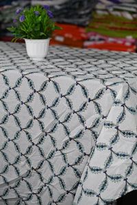 Nappe carrée moderne en coton imprimé à la main motif floral, écologique, réutilisable, anti-poussière TheFabira - Product Image 6
