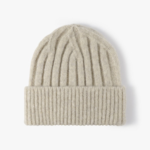 Gorro de Punto Personalizado con Logotipo, Color Sólido, Gorro de Invierno Unisex para Adultos, Informal, Gris y Negro, 100% Acrílico, Diseño con Puño - Product Image 2
