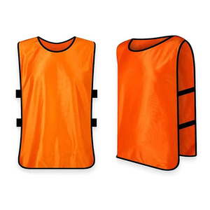 Petos de Entrenamiento de Fútbol Reforzados y Cosidos, Diseño Personalizado, Promoción, Alta Calidad, Ligeros y Transpirables - Product Image 1