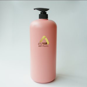 Botella de bomba de cilindro de plástico personalizada de 2000ml para loción, champú, cuidado corporal, embalaje, recargable, OEM, cosmético, fábrica de Vietnam - Product Image 1