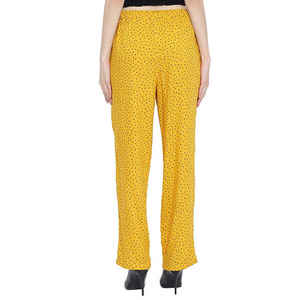 กางเกงกีฬาผู้หญิง Oem ผ้าแคนวาส ระบายอากาศได้ดี เป็นมิตรกับสิ่งแวดล้อม แห้งเร็ว น้ำหนักเบา คุณภาพสูง - Product Image 4