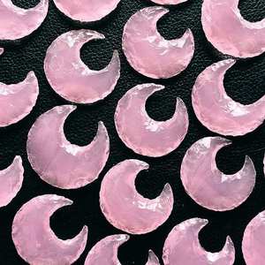 หัวลูกศรรูปพระจันทร์เสี้ยวโรสควอตซ์แบบขายส่ง โรสควอตซ์รูปพระจันทร์เสี้ยวแบบไม่ขัดเงา หัวลูกศรรูปพระจันทร์เสี้ยวแกะสลักเพื่อการบำบัดรักษา หัวลูกศรรูปพระจันทร์เสี้ยวจากหินอาเกต - Product Image 4