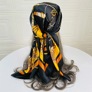 Foulard en soie pour femme, écharpe d'été en satin, bandana doux, hijab pour dames - Product Image 6