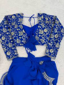 Confeccionado con Nuestra Propia Tela de Imitación de Georgette, que Brilla en Cada Pliegue, con Elegante Bordado de Hilos - Product Image 6