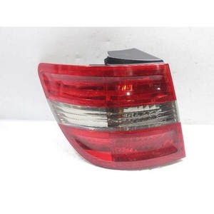 Luz Trasera Izquierda Usada Clase B A1698202364 - Product Image 1