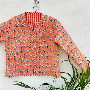 Customised <b>Women</b> Quilted Cotton <b>Jacket</b> Floral Print Full Sleeve V Neck <b>Spring</b> Outerwear - Product Image 3