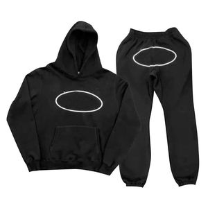 Ensemble survêtement pour homme en molleton de coton épais de haute qualité, avec sweat à capuche imprimé et pantalon évasé, style streetwear décontracté - Product Image 1