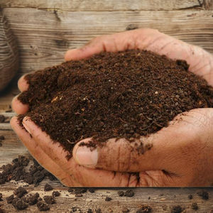 El estiércol orgánico de neem cake actúa como fertilizante natural, embalaje personalizado, bolsa HPDE de 20 25kg con marca de comprador y diseño de logotipo natural - Product Image 1