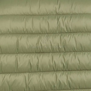 Veste matelassée sur mesure confortable pour homme, manches longues, respirante, pour l'hiver, en vente en ligne - Product Image 5