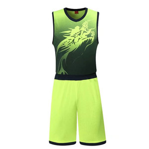 Uniforme de basket-ball pour hommes de haute qualité, comprenant un short en jersey respirant, léger et durable, idéal pour les jeunes - Product Image 1