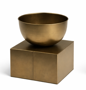 Maceta de Metal y Hierro de Alta Venta, Maceta Redonda Minimalista para Suculentas, Color Blanco Mate, Personalizable en Tamaño y Forma - Product Image 5