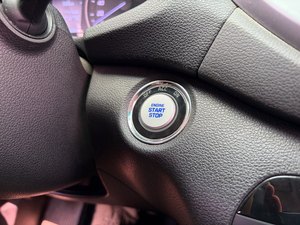 Tucson 2018, SUV Diésel 1.7L, 2WD, Automático, Usado, Llantas de Aleación R17, 5 Asientos con Calefacción - Product Image 4