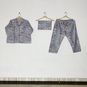 Conjunto de Pijama Floral con Estampado Artesanal de Jaipur - Ropa de Dormir de Algodón Artesanal, Ropa de Dormir y de Estar por Casa de Verano Estilo Bohemio para Mujer, Regalo - Product Image 1
