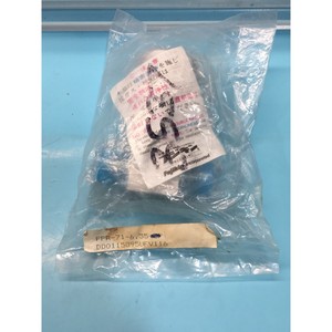 Vanne solénoïde FUJIKIN FPR-71-6.35 - Équipements et pièces semi-conductrices de renommée mondiale à confiance - Product Image 1