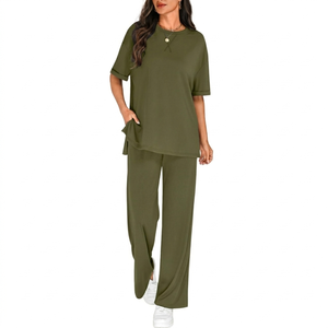 Tenues de sport pour femmes, t-shirt à col rond slim fit, leggings de yoga, ensemble de pantalons larges pour femmes, vêtements de sport en deux pièces - Product Image 3