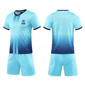 Uniforme de Fútbol Personalizado, Transpirable, de Poliéster, Conjunto de Camiseta y Pantalones Cortos para Adultos - Product Image 1