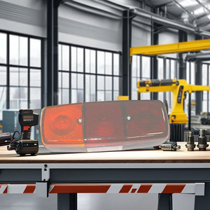 Lampe de voiture 2SE001699-081 pour feu arrière de camion Mercedes Benz avec fenêtre RH 24V - Product Image 2