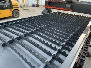 Découpe <span class=keywords><strong>plasma</strong></span> CNC 1530, machine de découpe <span class=keywords><strong>plasma</strong></span> pour acier - Product Image 5