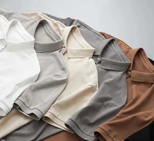 T-shirt en polaire doux pour homme, facile à porter – Durable, respirant, séchage rapide, motif uni, couleurs personnalisables - Product Image 2