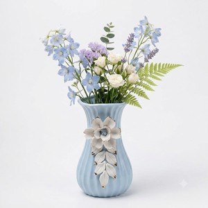 Vase à fleurs en céramique bleue de luxe avec embellissement floral 3D, vase décoratif pour table, salon, chambre, bureau, décoration de la maison - Product Image 1