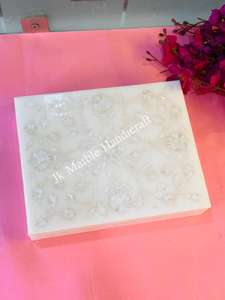 Caja de Joyería Rectangular Moderna Blanca de Lujo, Grabada y Personalizada, Hecha a Mano, al Mejor Precio al por Mayor - Product Image 5