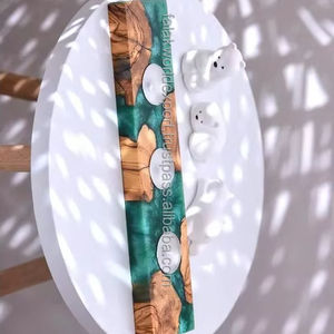 เชิงเทียนที่ทำจากไม้และเรซินสำหรับตกแต่งบ้านของขวัญคริสต์มาสที่ไม่เหมือนใครสำหรับขอบคุณ - Product Image 1