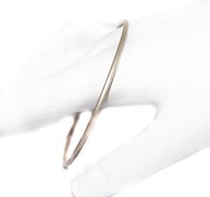 Vente en gros de bracelets fins ronds polis en argent sterling 925 massif, bijoux fins Memoria Jewels - Product Image 6
