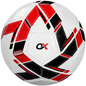 Ballon de football léger personnalisé avec logo imprimé et construction cousue à la machine, prix abordable, par Oxva Industries - Product Image 1