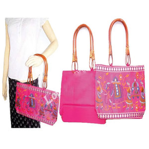 Bolso de Mano Elegante para Mujer, Diseño de Moda, Bolso de Hombro Estilizado, Bolso Tote Chic de Diseñador, para Uso Diario, Casual y Fiestas - Product Image 1