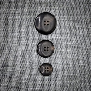Botón Redondo de Cuerno de Búfalo Pulido a Mano, Ecológico, Tacto Real, Color Negro Natural para Decoración del Hogar, Tradicional y Moderno - Product Image 4