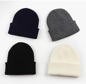 Bonnet tricoté personnalisé pour homme en acrylique, style pêcheur, avec logo brodé 3D, chaud et à revers côtelé - Product Image 2
