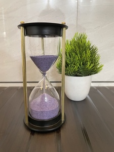 Reloj de Arena Náutico Antiguo de Latón de 6'' con Soporte, Reloj de Arena de Latón, Decoración para Escuela, Oficina y Hogar, Borde Metálico Verde - Product Image 4