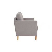 Canapé sectionnel moderne trois places, confortable, en tissu rembourré, garni de mousse, avec cadre en bois massif durable, dossier capitonné et accoudoirs à rail.